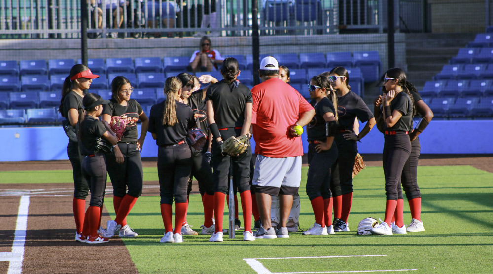 Softball Summer Camps Pic